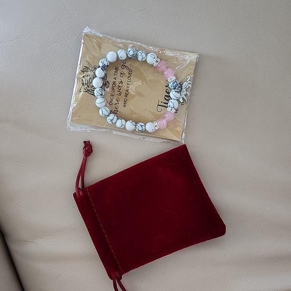 New Natural Stone Beaded Tiger Bracelet - Picture 1 of 4